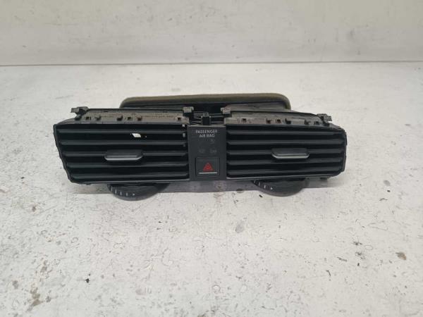 GRILLE D' AIR CENTRE VW - Vue 1